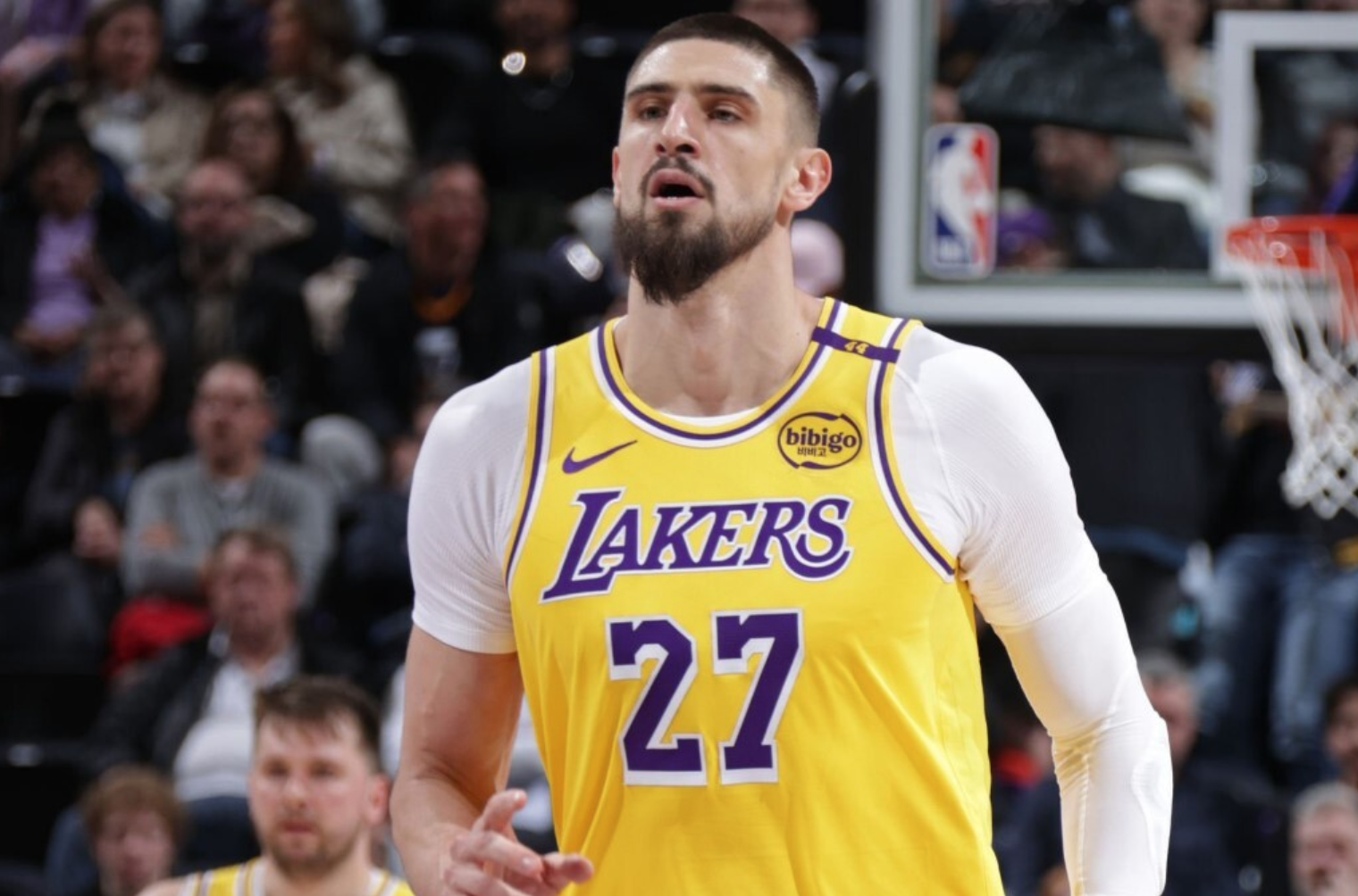 Лень набрав 4 очки у дебютному матчі за Лейкерс проти Юти: результати НБА